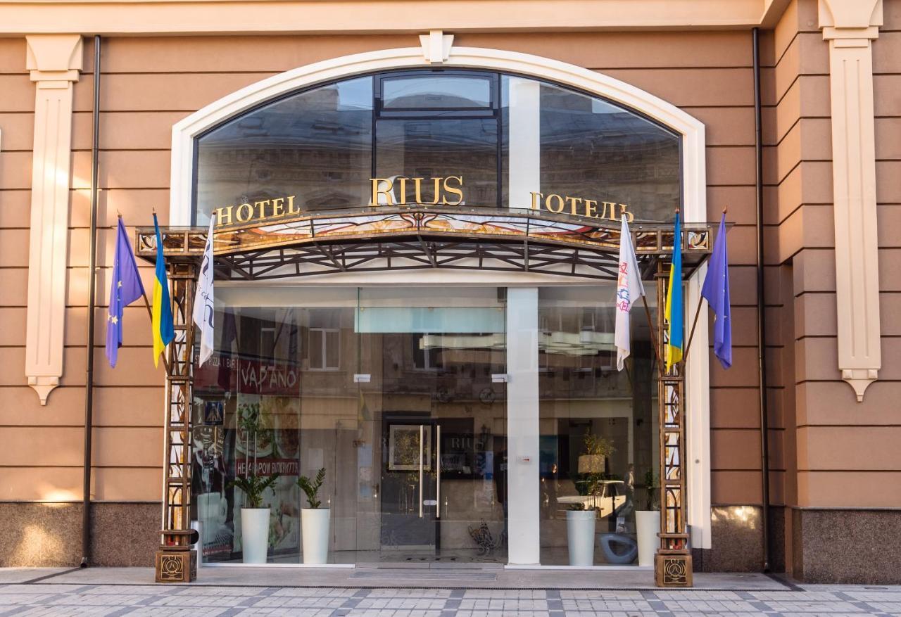 Rius Hotel Liov Exterior foto