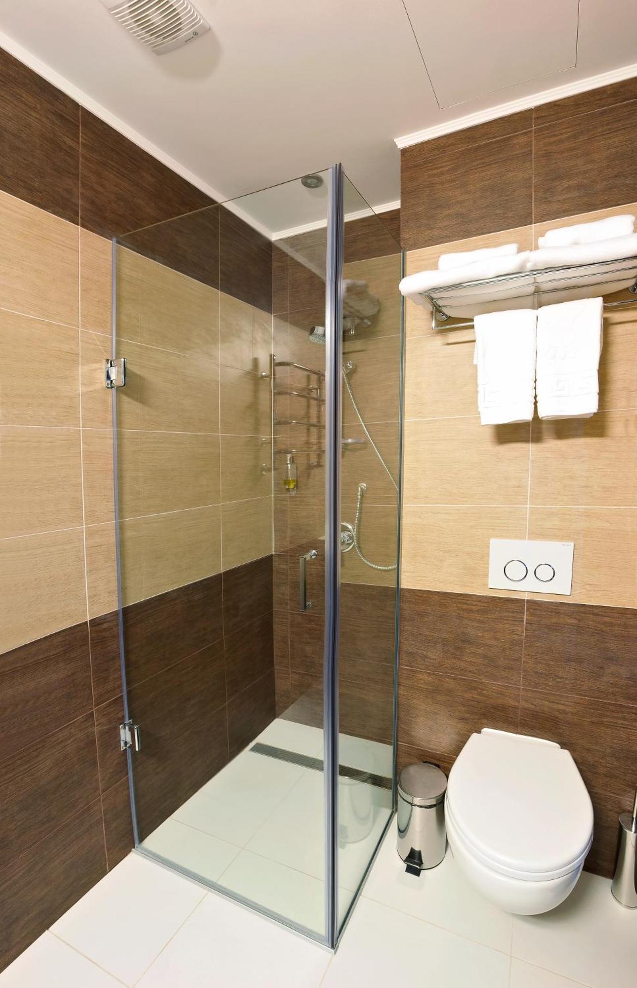 Rius Hotel Liov Cameră foto